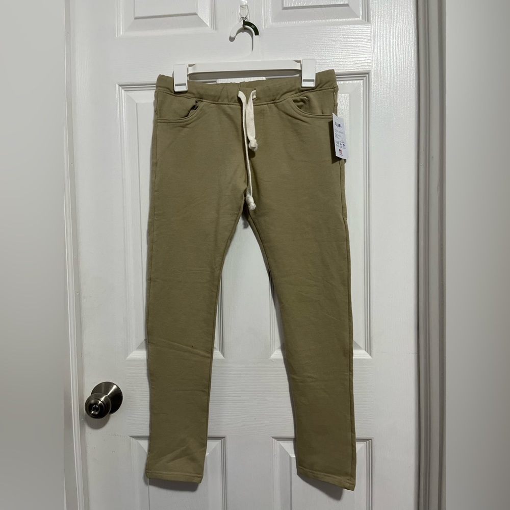 khaki leggings